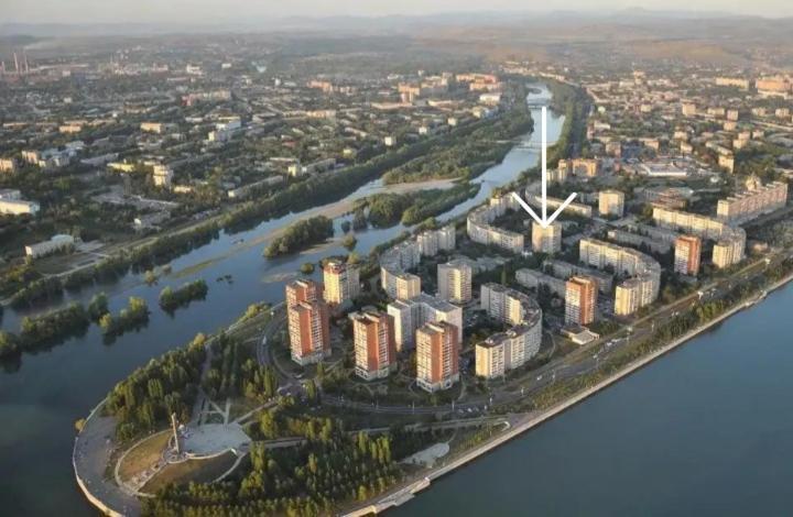 Apartment На Стрелке С Красивым Видом На Иртыш Ust-Kamenogorsk ภายนอก รูปภาพ
